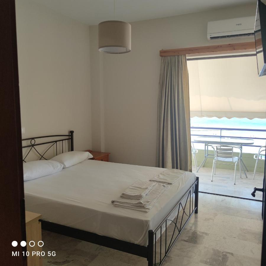 'Αγριοι Λιμένες Apartment Iria Exterior photo